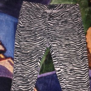Tripp zebra skinnies